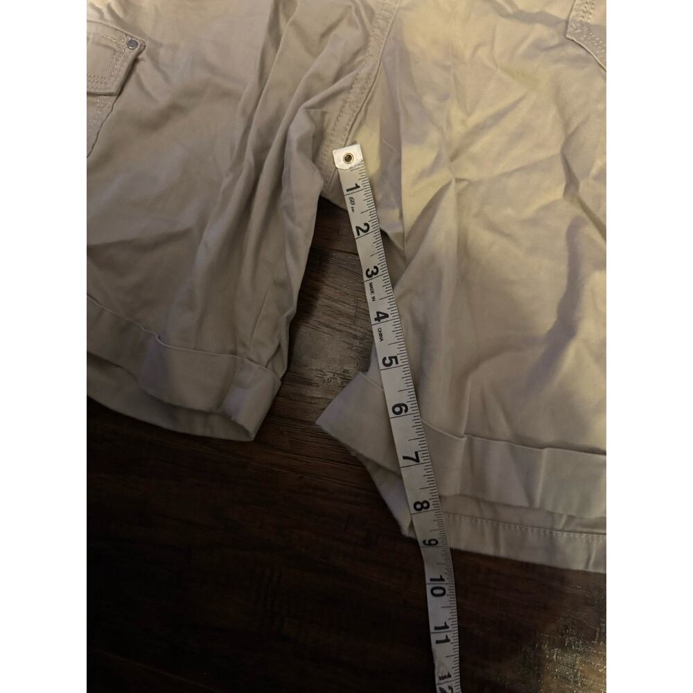White House Black Market Bermuda Shorts – Women’s Size 10 Neutral Khaki - Picture 4 of 6